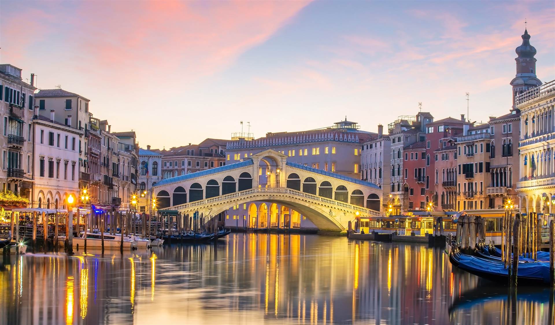 PRESTIGIOSO APPARTAMENTO A RIALTO CON ALTANA