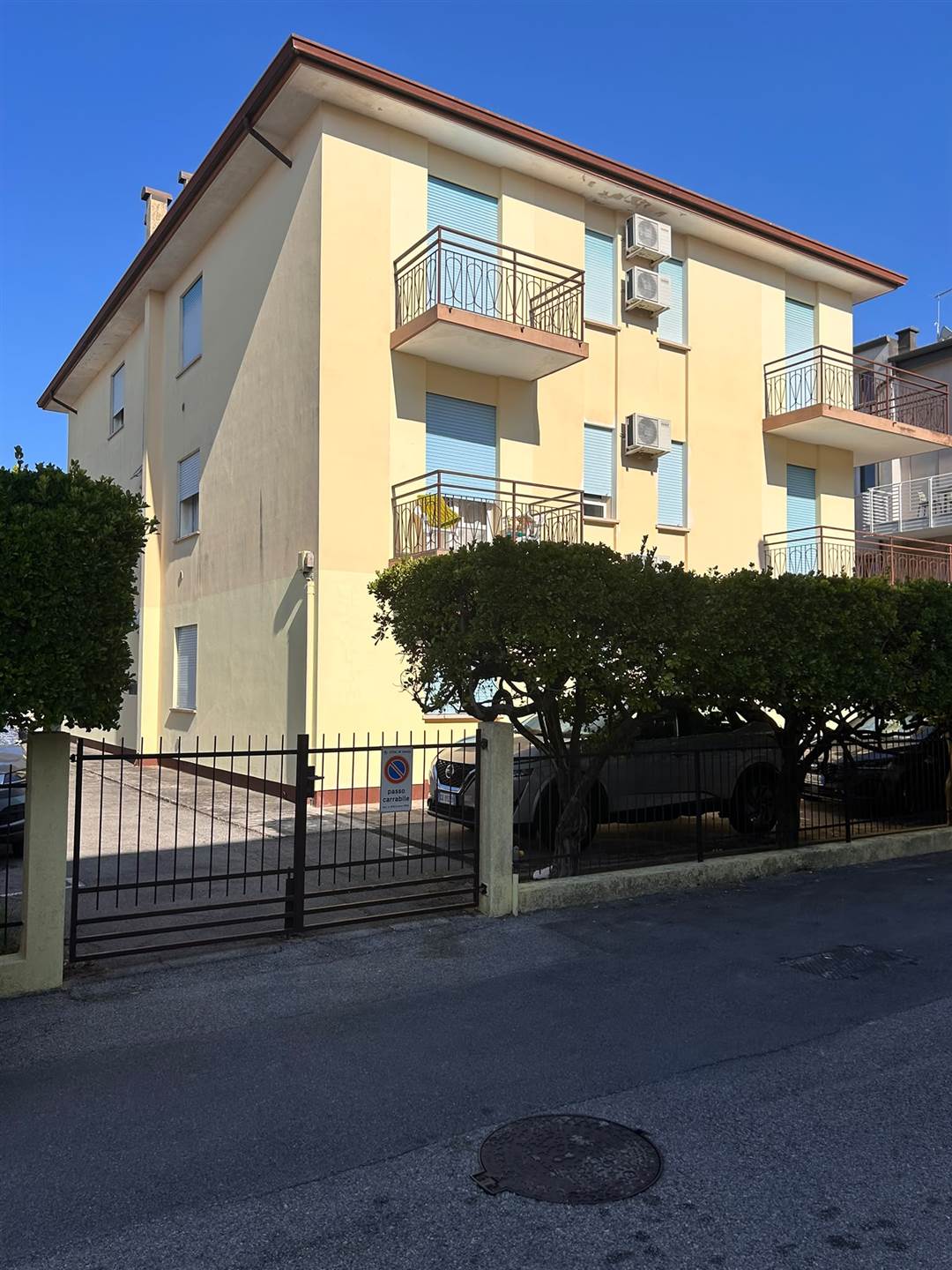 Appartamento con terrazza a 300 metri dal mare – Zona Piazza Milano, Jesolo